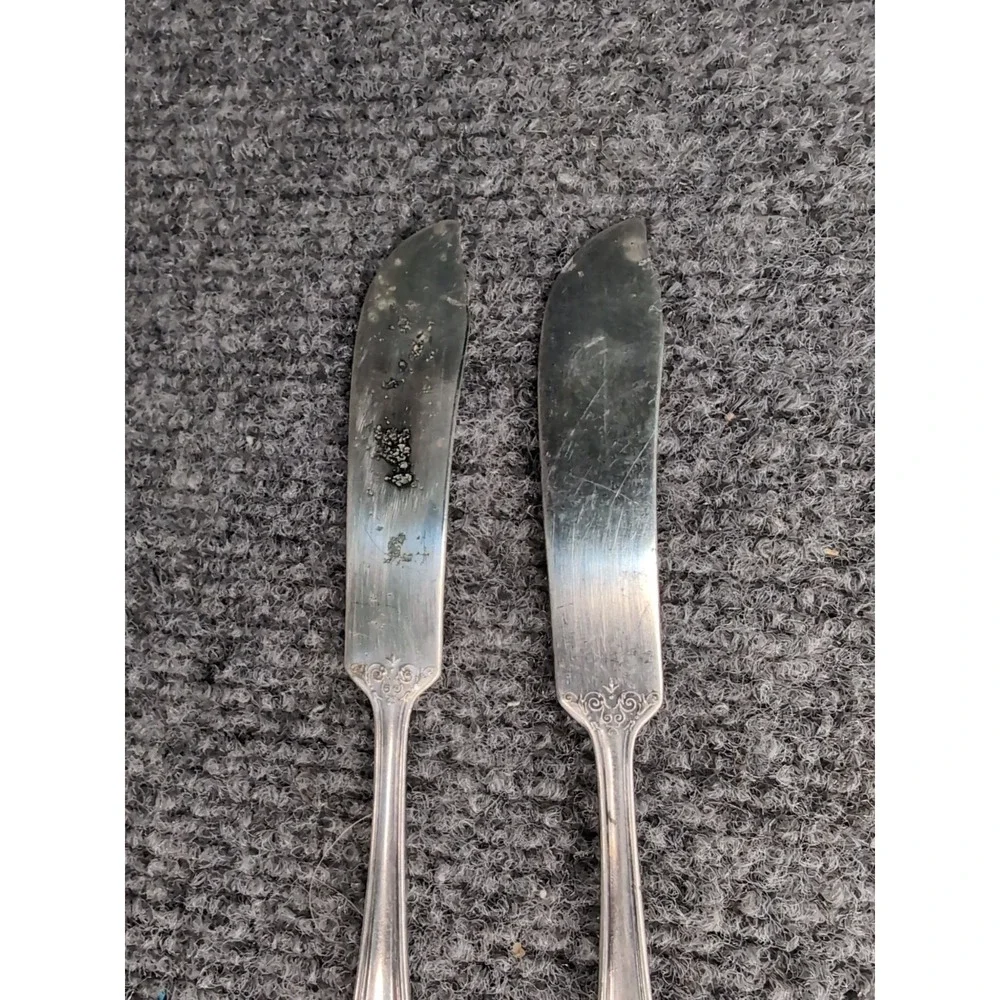 Oneida Community Silver Plate-Butter Knife-Flatware Set‎ Of 2 READ